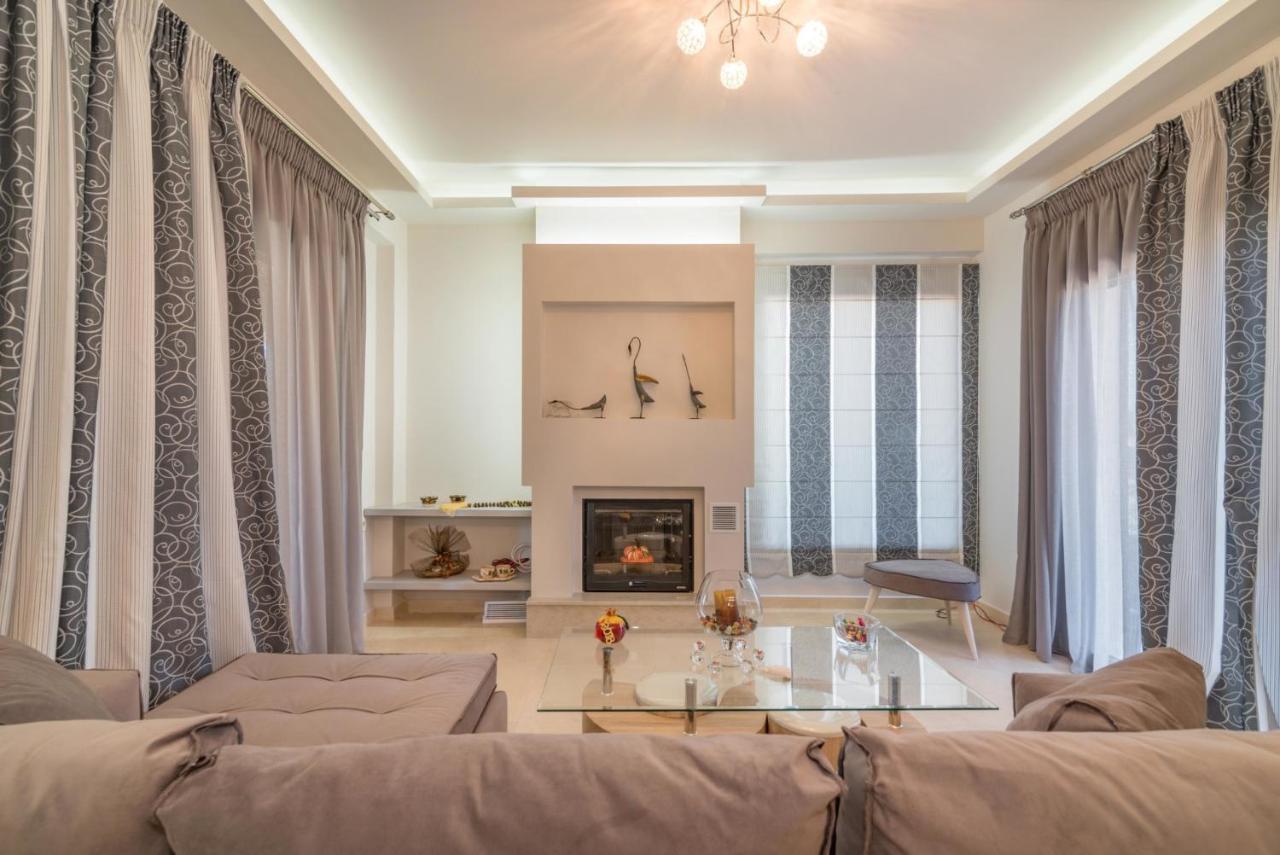 Romanza Luxury Villa Kalamákion Exterior foto